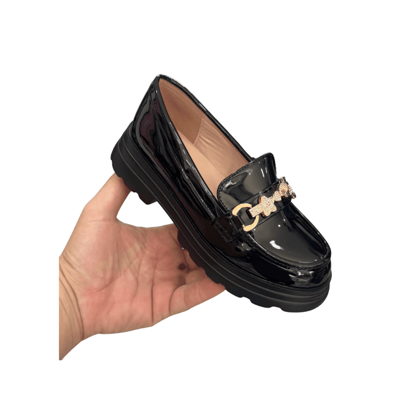 Mocassins vernis fille à bijou doré – Noir